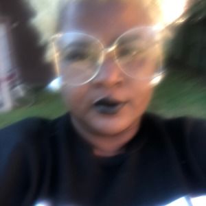 Meet your Posher, Kimberly